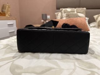 Borsa Chanel Black Gold È originale 