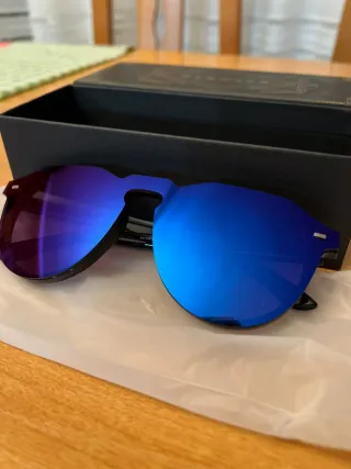 Gafas de sol espejo azul/morado