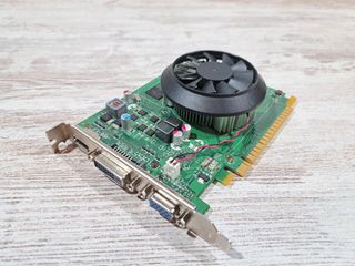 Nvidia GTX 750 Ti 2GB (OEM Lenovo)