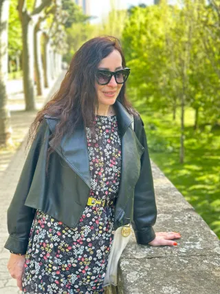 Chaqueta APTE BASIC Negra Talla Única