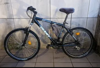 Bicicleta Giant Negra