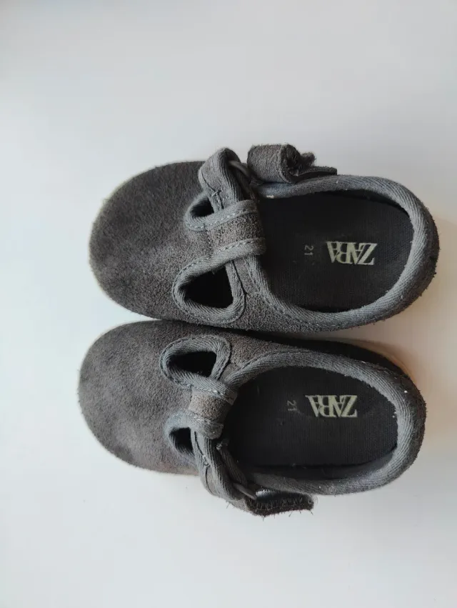 Zapatos Zara bebé talla 21 barefoot