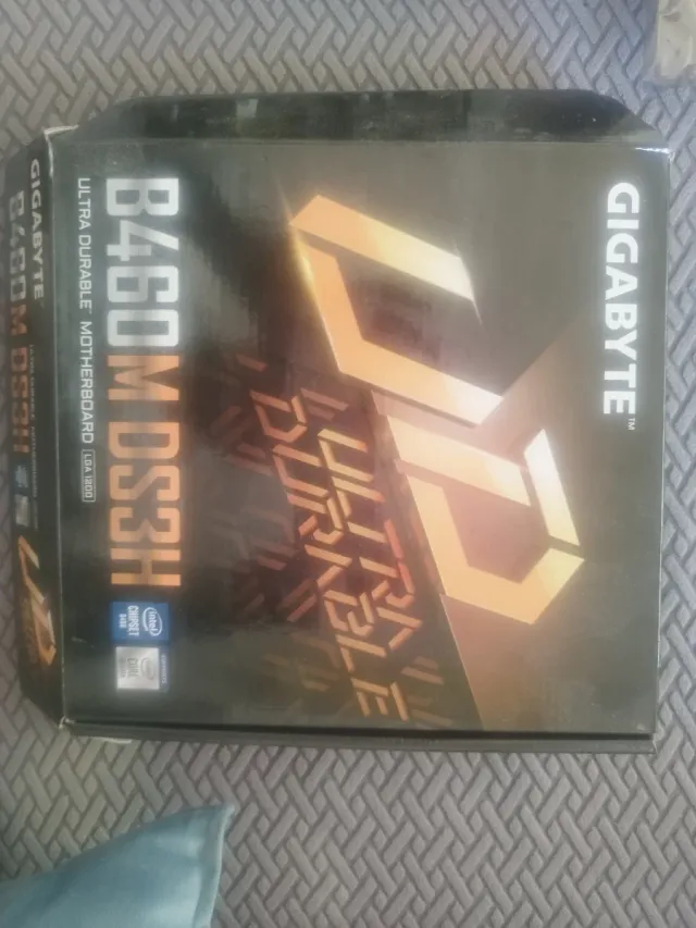 Placa Base Gigabyte B460M DS3H