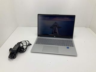 pc portatil hp 15-fd0054ns