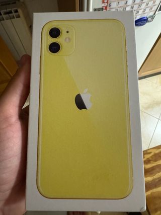 iPhone 11 giallo