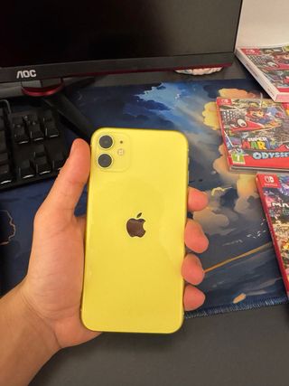 iPhone 11 giallo