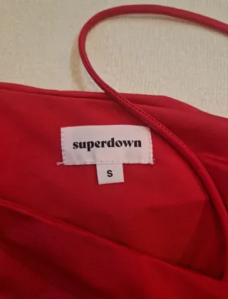 Vestido Superdown Asimétrico