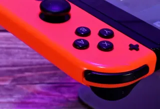 Nintendo Switch Azul/Rojo 