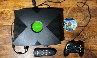 Xbox Clásica + Mando + Halo