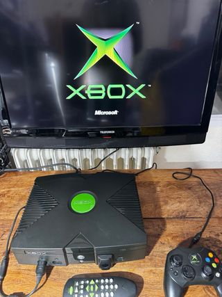 Xbox Clásica + Mando + Halo