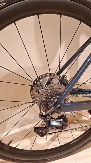 Bicicleta de carretera azul Scott 8kg