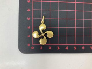 colgante oro 18k