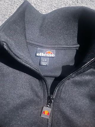 Chaqueta deportiva Ellesse negra multicolor