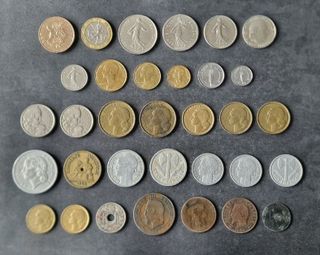 33 MONEDAS DE FRANCIA DE DIFERENTE MODELO (2)