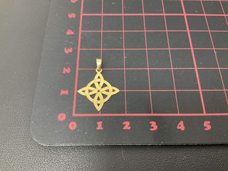 colgante oro 18k