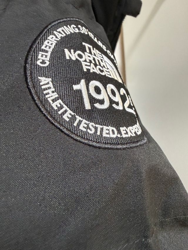 Giacca nera The North Face 1992 Nupste
