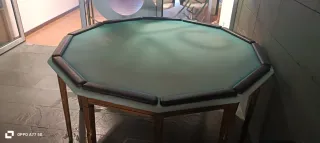 Mesa de juegos octogonal