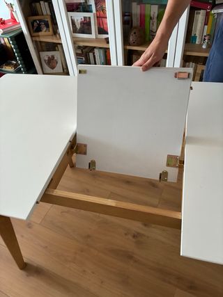 Mesa comedor extensible diseño actual