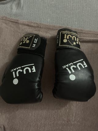 Guantes de boxeo Fuji 14 oz