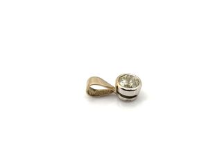 colgante oro 18k con piedra con diamante