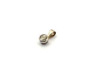 colgante oro 18k con piedra con diamante