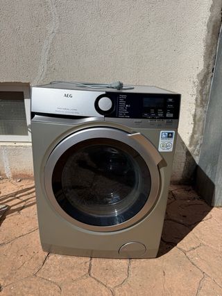 Lavadora Secadora AEG 7000 Series