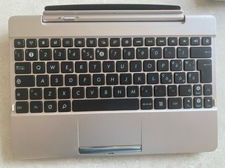 Tablet Asus con Teclado