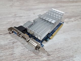 Nvidia GT 620 1GB DDR3 Perfil Bajo (GigaByte)