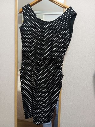 Vestido midi negro lunares blancos