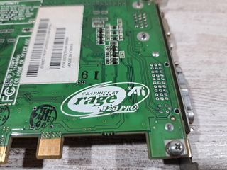 ATI Rage 128 PRO 16MB (MAC G4)