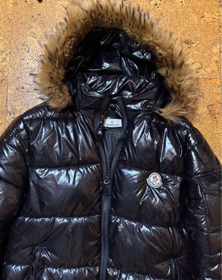 Chaqueta Moncler Negra con Capucha