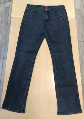 Pantalón vaquero negro