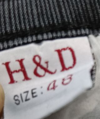 Pantalón vaquero negro