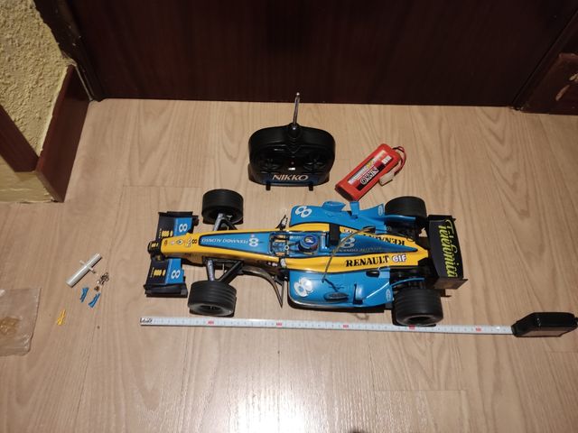 Coche RC Nikko Renault Fernando Alonso