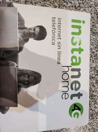 Router 4G Instanet con WiFi y antenas