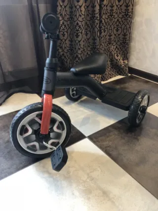 Triciclo infantil Land Rover Niños Diseño Elegante