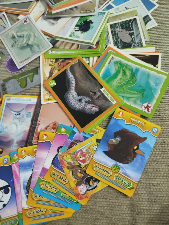 Coleção de Cartões e Autocolantes