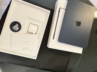 MacBook Air 13 M2 Batería 96% impoluto