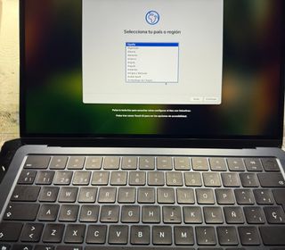 MacBook Air 13 M2 Batería 96% impoluto