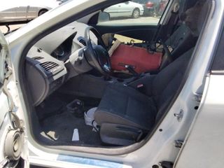 Elevalunas trasero renault 82721003 megane 1804031