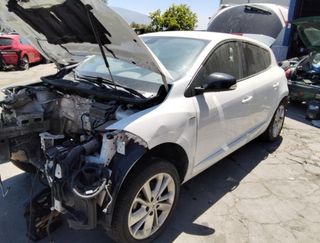 Elevalunas trasero renault 82721003 megane 1804031