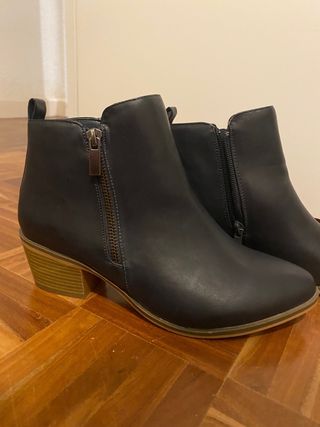 Botines tacón cuadrado azul marino Talla 38