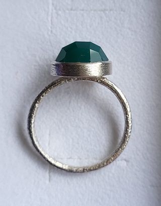 Anillo Plata Piedra Verde Facetada