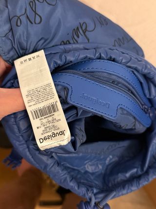 Mochila Desigual / azul alcochada pequeña