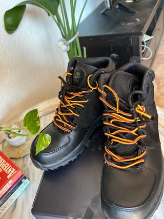 Botas Nike Manoa Leather Negras 