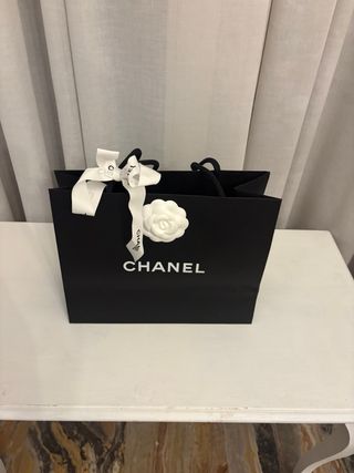 Busta Chanel con fiocco
