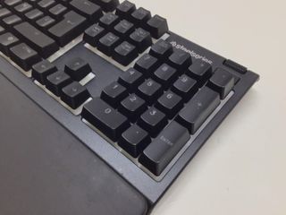 teclado alfanumerico steelseries apex 3