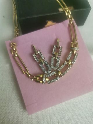 CONJUNTO COLLAR Y PENDIENTES
