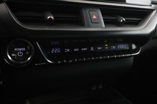 Lexus UX 250h Business