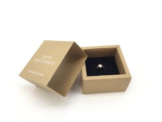 sortija oro 18k con piedra con diamante de laboratorio